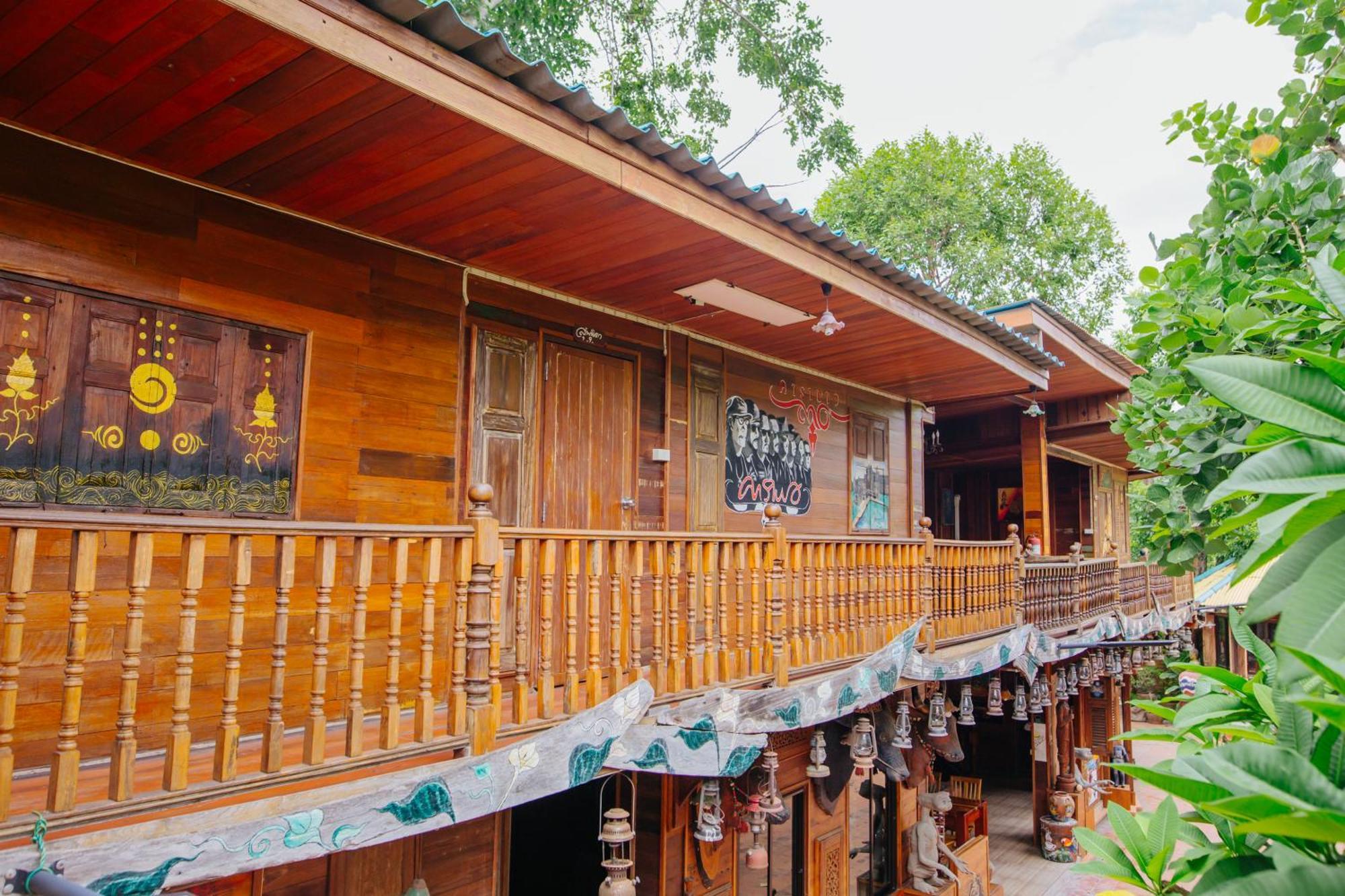 פרה נאקון סי איוטאיה Klong Suan Plue Resort מראה חיצוני תמונה