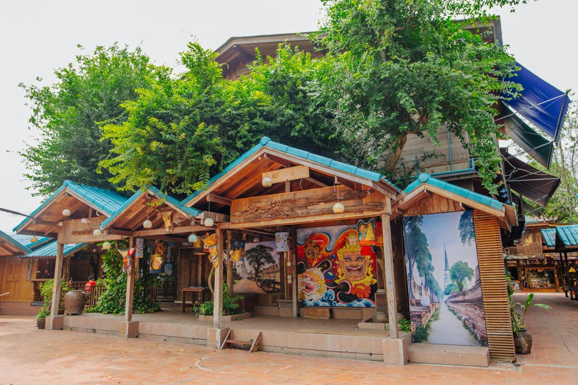 פרה נאקון סי איוטאיה Klong Suan Plue Resort מראה חיצוני תמונה